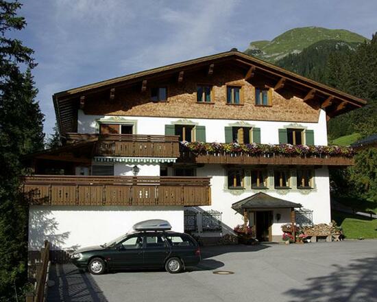 Hotel Pension Garni Alpenrose