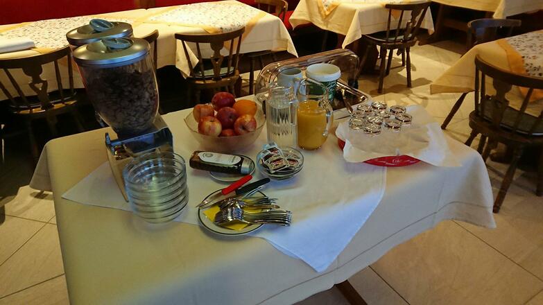 26133700_1529661407124863_1922500578_o