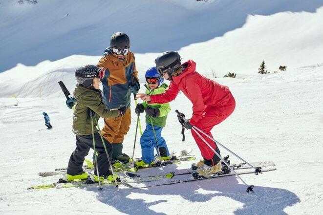 Familienpause_auf_der_Piste_im_Brandnertal_(c)_Ale