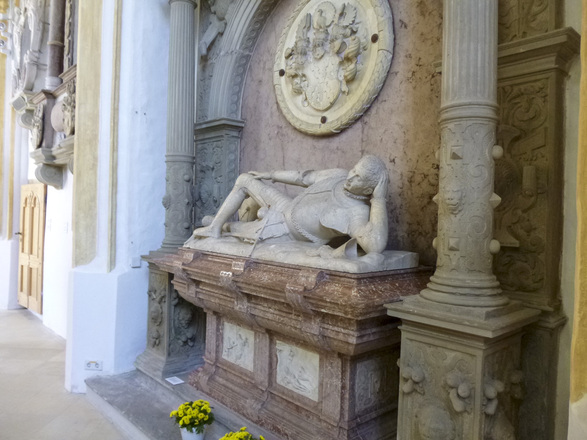 Evangelische Marktkirche Ortenburg. Z01