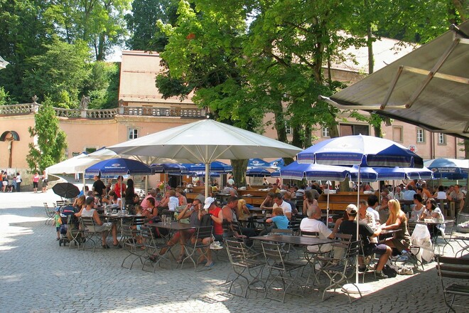 Biergarten im Kloster Weltenburg