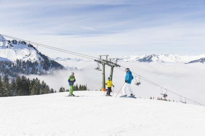 Skifahren_Sonntag-Stein_(c)_Alex_Kaiser_-_Alpenreg