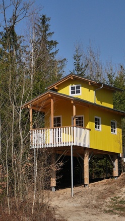 Baumhaus Biene Maja Außenansicht