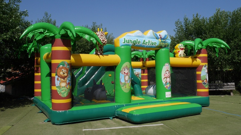 Erlebnispark Voglsam Hüpfburg