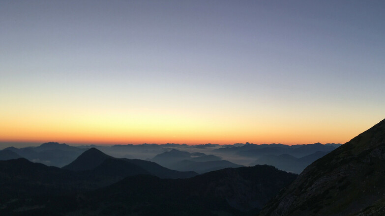 Sonnenaufgang an der Weilheimer Hütte