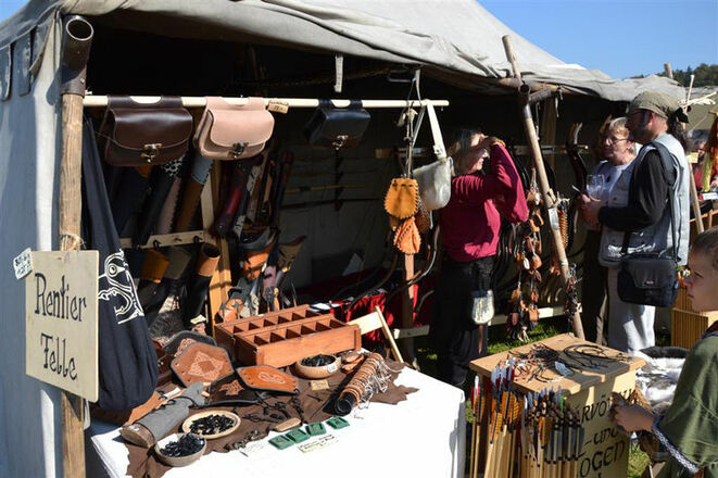 Varvölgy Pfeil und Bogen