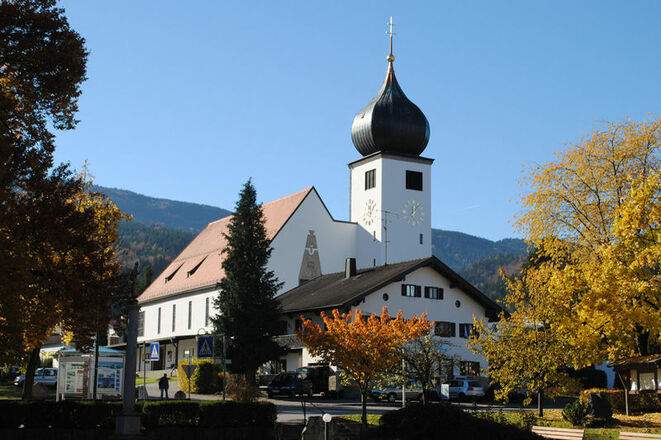 Pfarrkirche Herz-Jesu im Ortskern