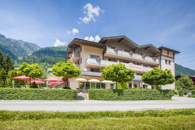 Hotelansicht Sommer