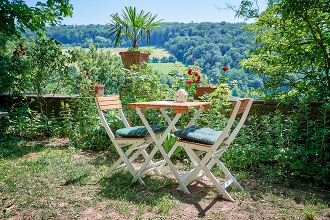 Idyllische Pause auf der Burg Gamburg