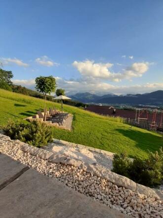 940F3451-C621-4978-BABD-D447E62CED91