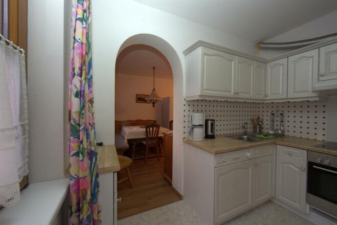 Küche Ferienwohnung, Zugang zum Esszimmer