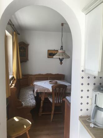 von der Küche ins Esszimmer