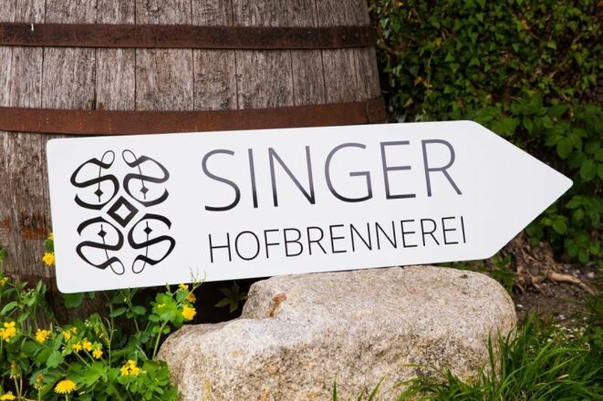 Hofbrennerei Singer in Riedering