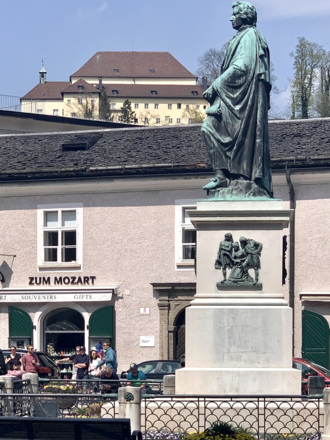 Mozart-Denkmal von Ludwig M. Schwanthaler