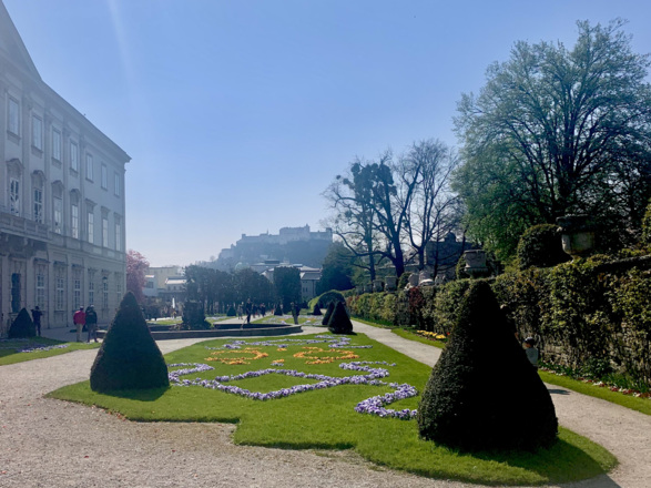 Mirabell Garten mit Blick auf die Festung
