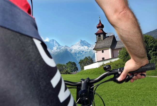 Radfahren beim Auer Kirchlein