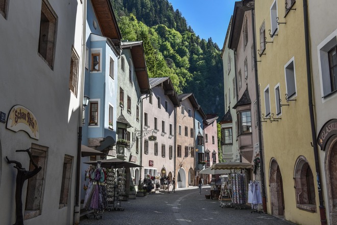 Rattenberg, Fußgängerzone, Altstadt, Sommer
