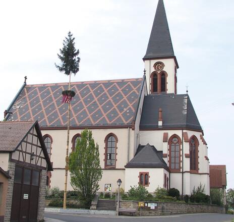 IGH-59 St. Franziskus Kirche Bernsfelden - ein neugotisches Schmuckstück innen und außen (1887)