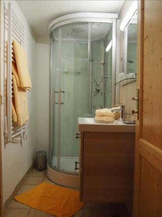 Appartment 2 Bad