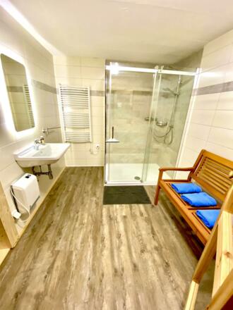 Ferienhaus Silvrettasiccht - Bad 2 im UG