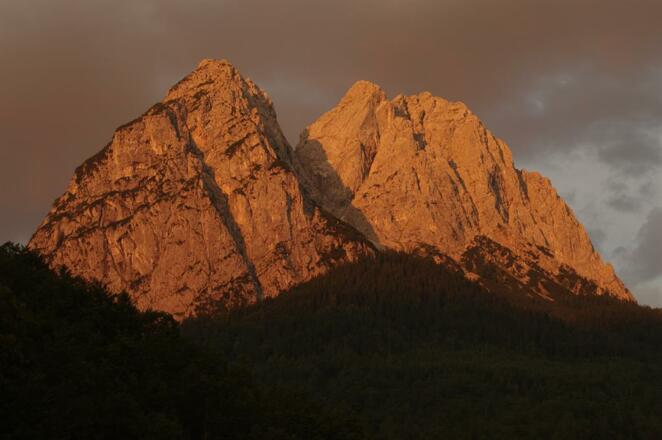 Blick vom Balkon auf die Waxensteine