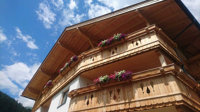 f6e64010-b0a3-406c-9e05-e2a701d1ba68