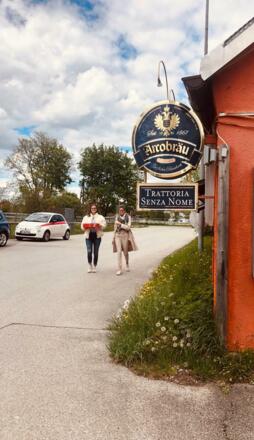 Trattoria Szena Nome Schild