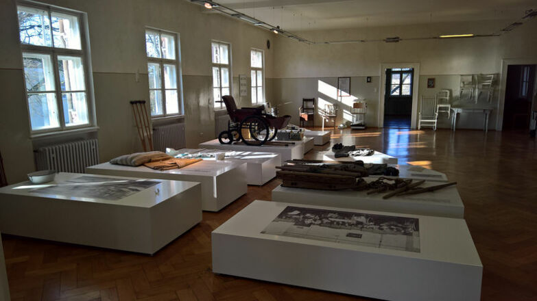 Der ehemalige Schlafsaal dient heute als Ausstellung