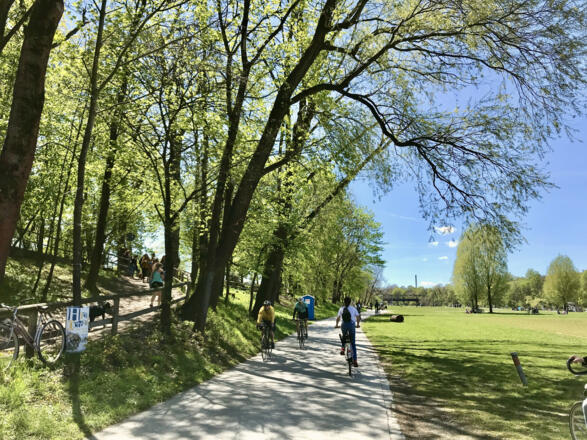 Fahrradweg die Isar entlang