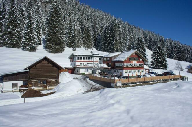 Alpenhotel Küren Winterbild