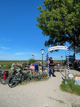 Biergarten Fliegertreff