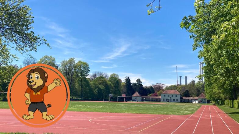 Leichtathletikanlage auf der Sportanlage an der Sachsenstraße mit Maskottchen