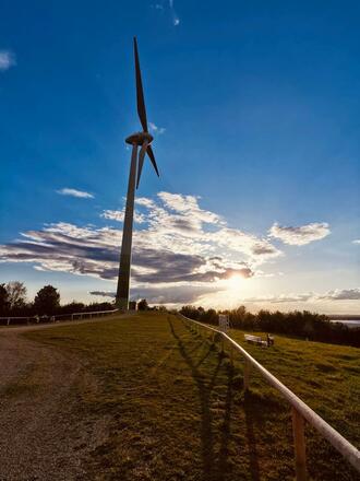 Windkraftanlage auf dem Fröttmaninger Berg
