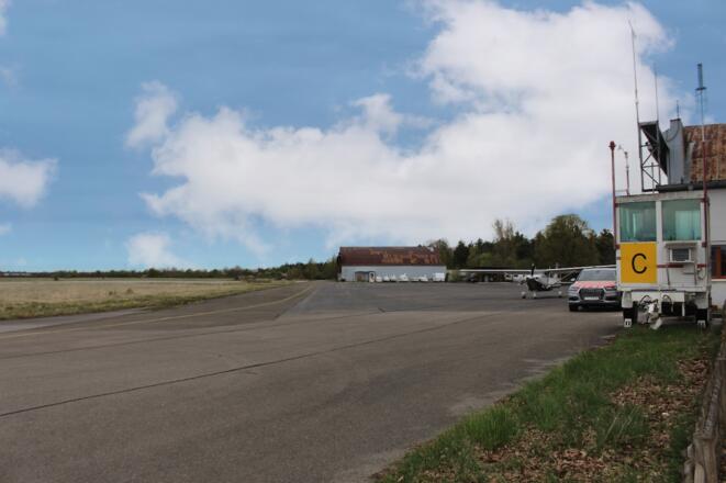 Blick auf den Flugplatz in Schleißheim