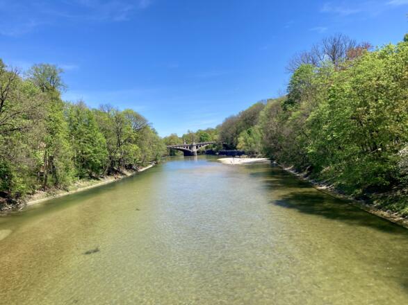 Die Isar auf Höhe der Praterinsel