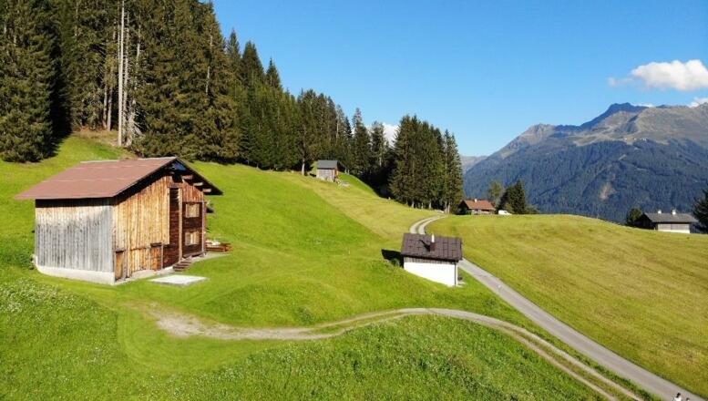 Maisäß mit Blick Richtung Hochjoch