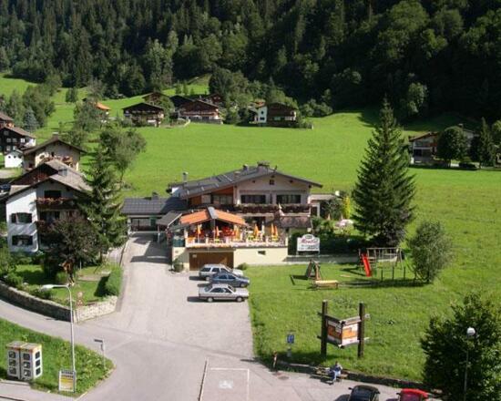 Luftbild 2Frühstückspension - Cafe´MONTIEL