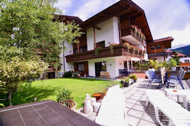 Zimmer 24 garten 4