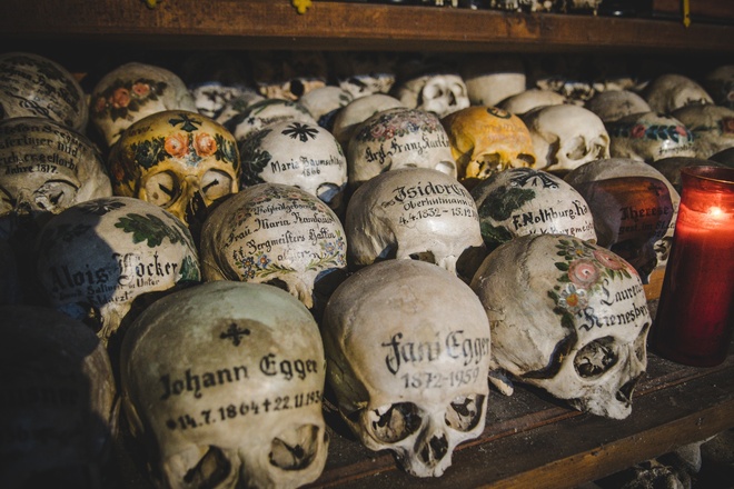 Beinhaus in der Michaelskapelle