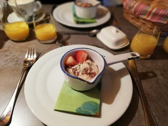 Frühstück im Rathauscafé Rattenberg