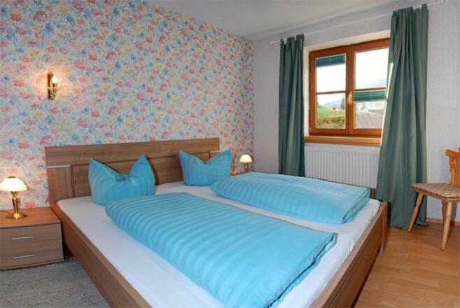 1. Schlafzimmer Blütenzauber