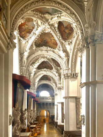 Seitenschiff der Stiftskirche Kremsmünster