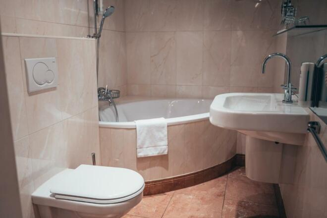 Badezimmer Engl Hall Tirol