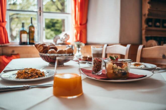 Frühstück im Engl Hall in Tirol