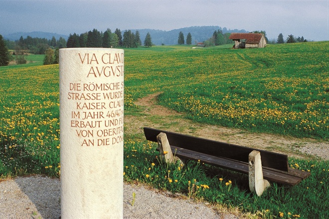 Meilenstein an der Via Claudia Augusta (c) Auerbergland Anton Vorauer