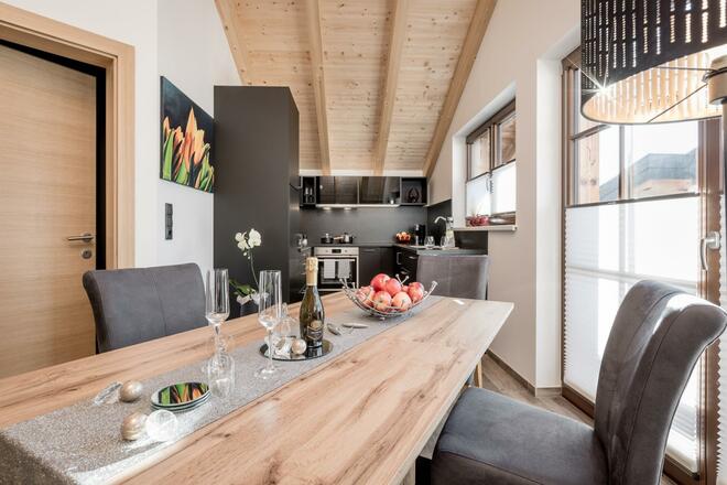 Modernes Ambiente mit klaren Konturen