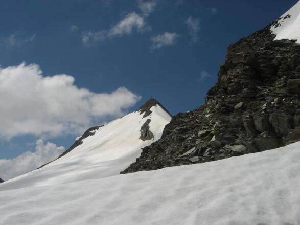 Blick zurück zum Gipfel des Schalfkogels