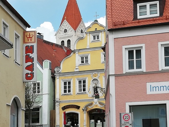 Auf dem Gries Richtung Viehmarktplatz in Moosburg a. d. Isar