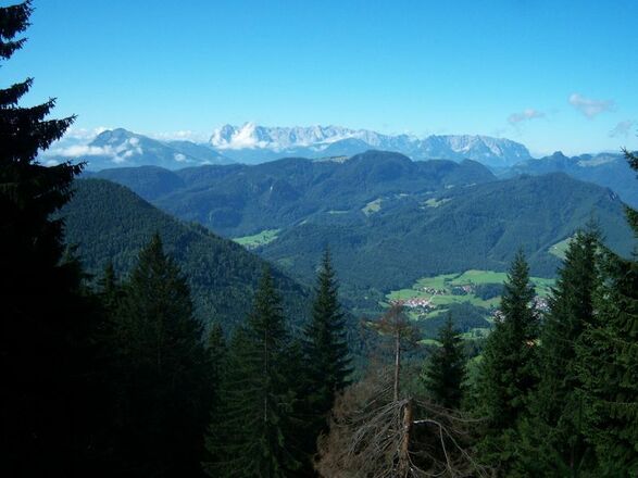 Blick Achental und Wilder Kaiser