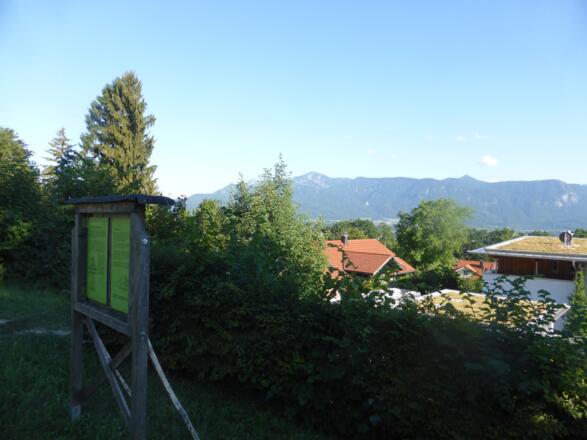 Blick über Murnau am Staffelsee auf die Alpen
